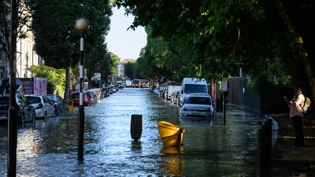 Италия помага на хората и бизнеса в пострадалите от наводнения райони