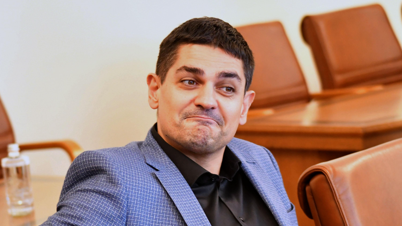 Утре Радостин Василев предава и ПП в отчаян опит да дестабилизира държавата