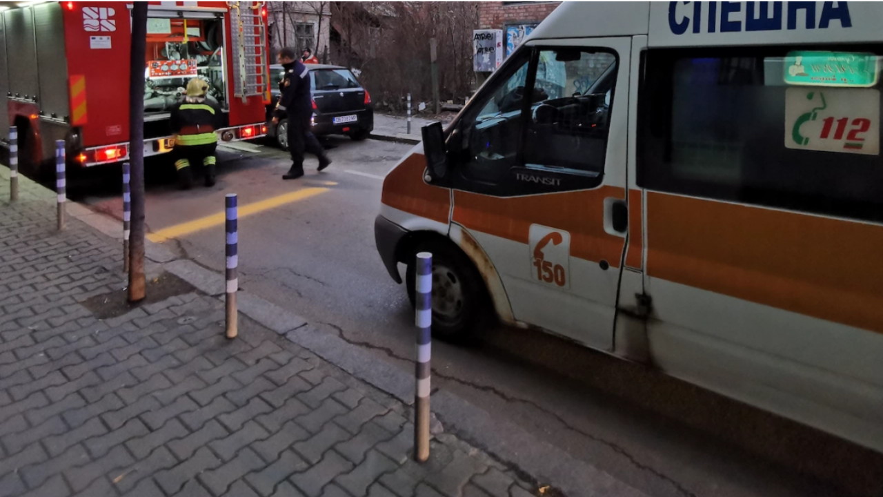 Отцепиха и блокираха булевард в Пловдив заради теч на газ