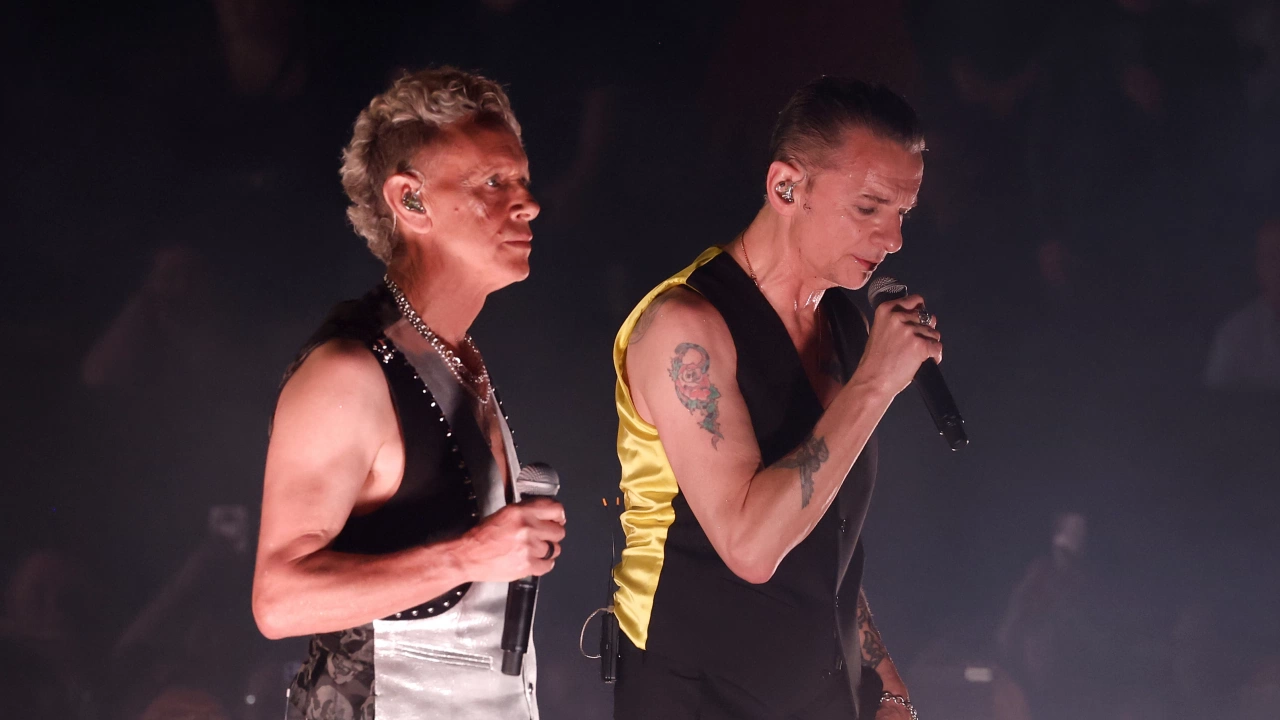 Легендарната британска група Depeche Mode пусна клип сниман в България
