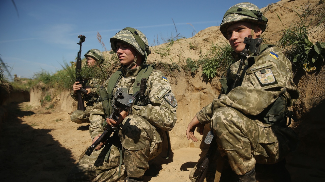 ЕП одобри план за осигуряване на повече боеприпаси за Украйна