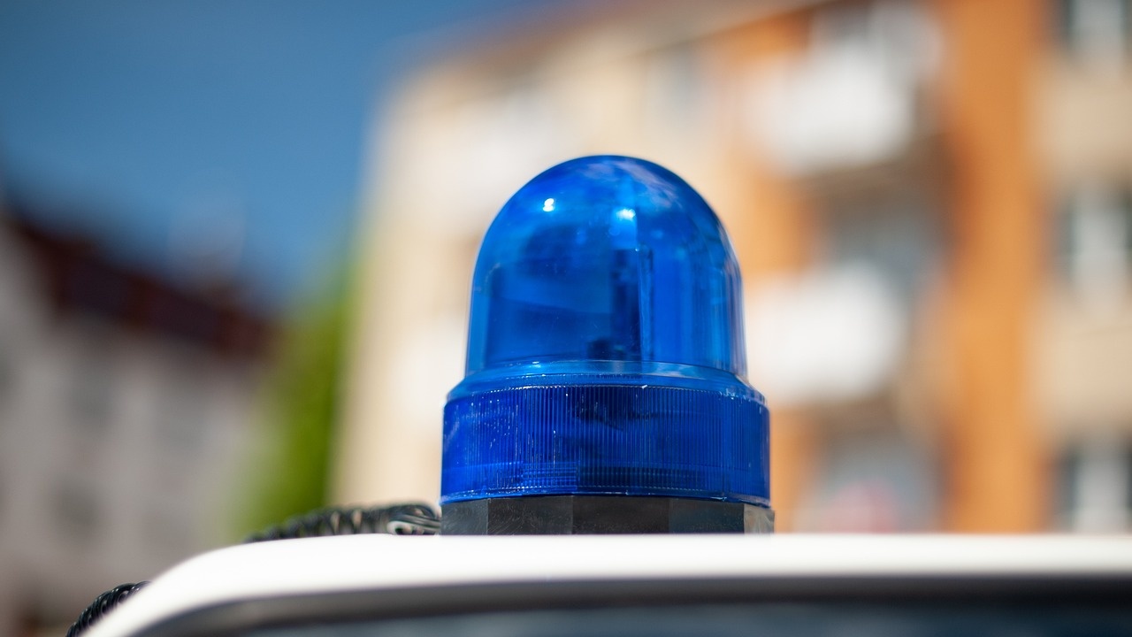 Шофьор блъсна 3-годишно дете на паркинг в Разград