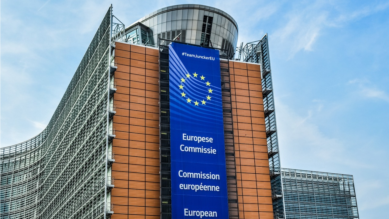 Европейската комисия съобщи, че е одобрила предоставянето на 77 милиона