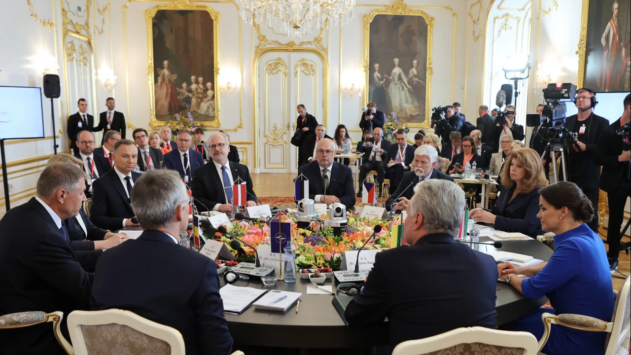 Вицепрезидентът взе участие в срещата в словашката столица Братислава на