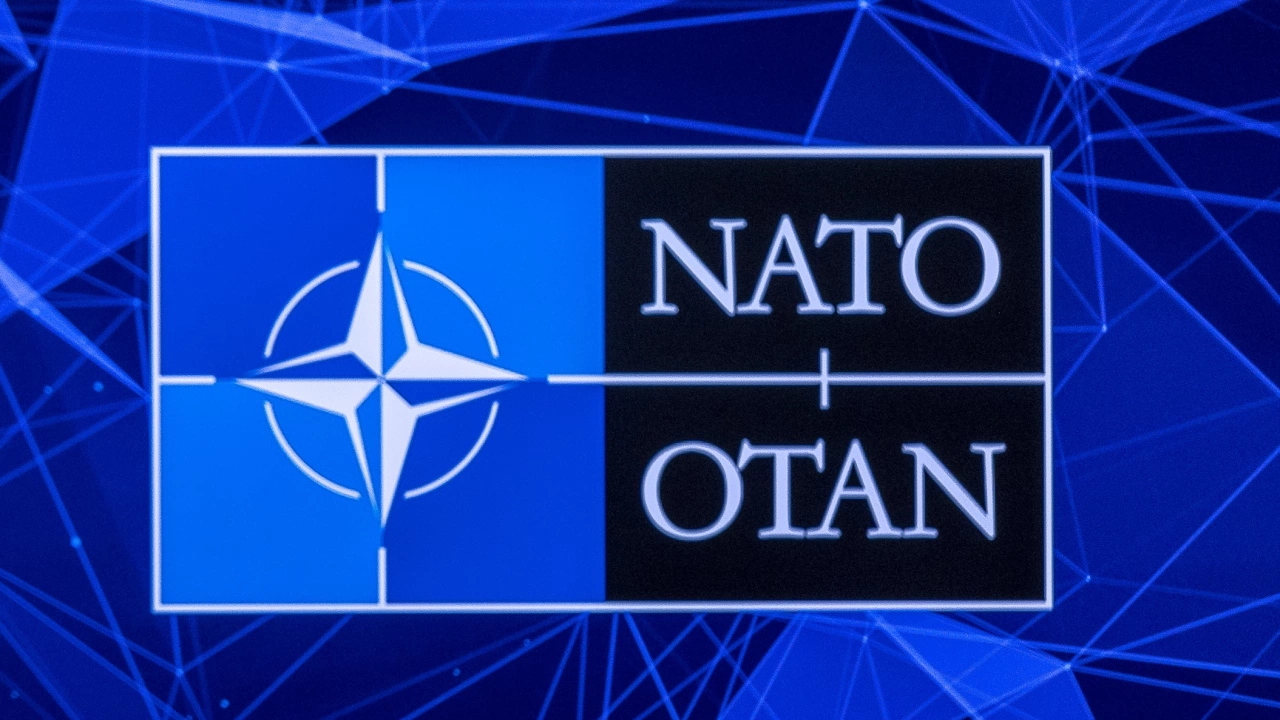 Съюзниците от НАТО осъждат решението на Русия да се оттегли