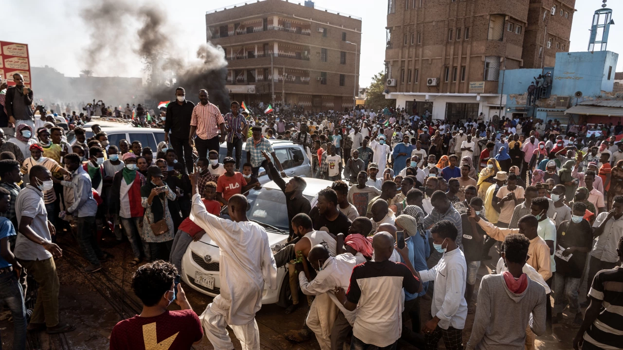 Суданската столица Хартум беше сравнително спокойна тази сутрин след влизането
