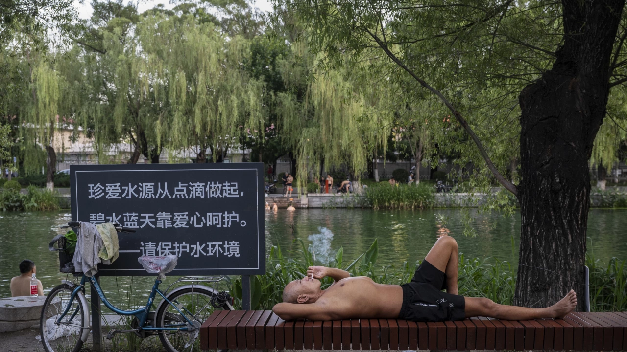 Властите в Китай обявиха код червено за опасно горещо време