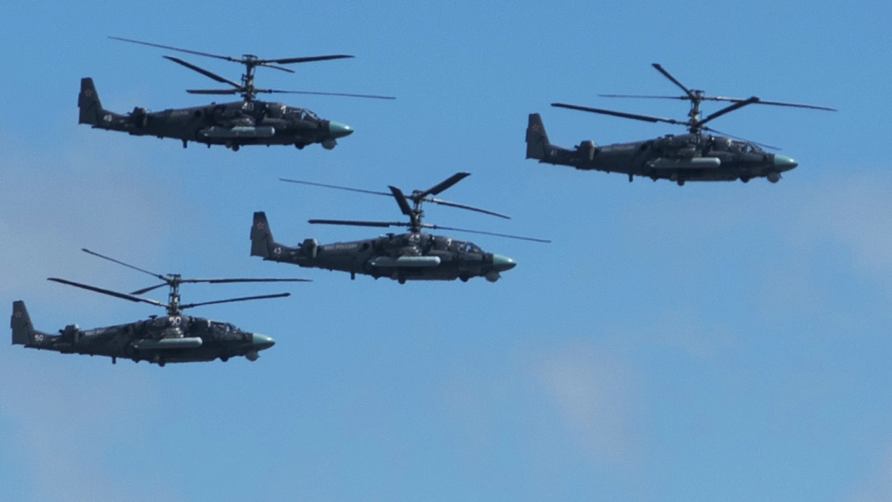 Военни хеликоптери на Русия са нанесли въздушен удар срещу военен