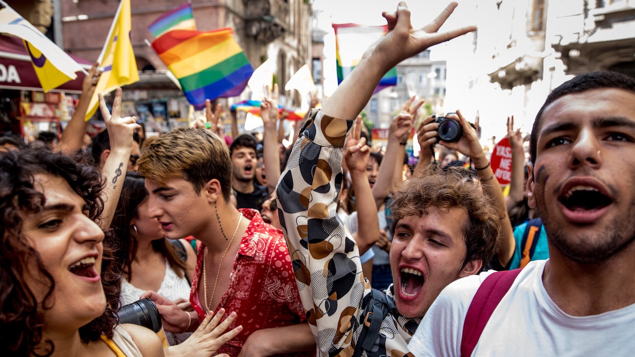 Най-малко 40 активисти на ЛГБТ общността в Истанбул са били