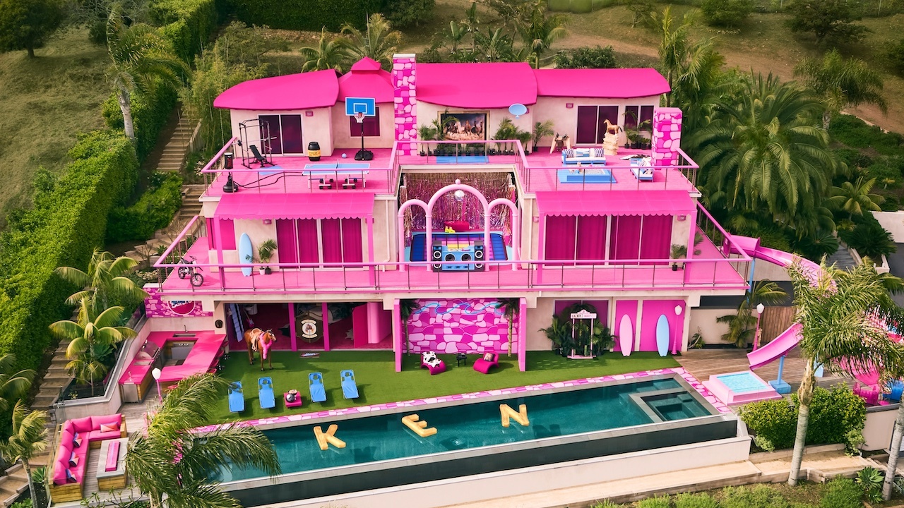 Пуснаха къщата на Барби в Airbnb