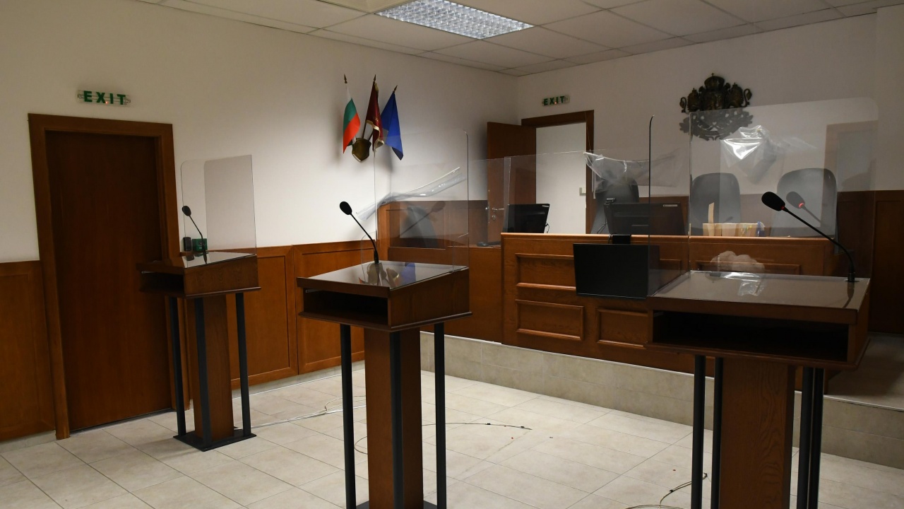 Осъдиха кметът на Никола Козлево за конфликт на интереси