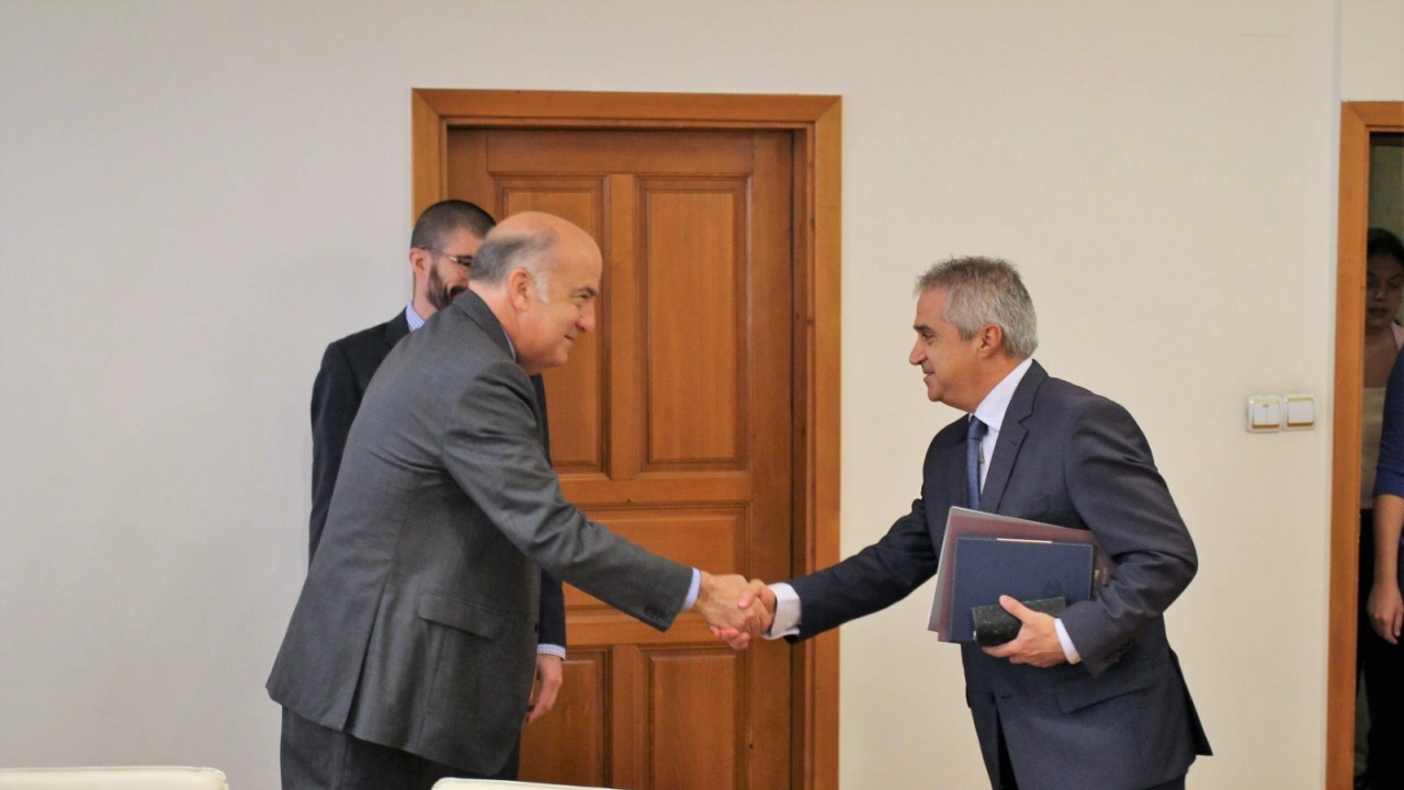 Междуправителственото споразумение между САЩ и България сътрудничеството в сферата на