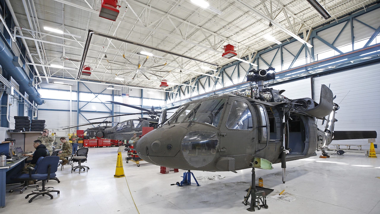 Център за поддръжка ремонт и основно обновяване на хеликоптери Блек
