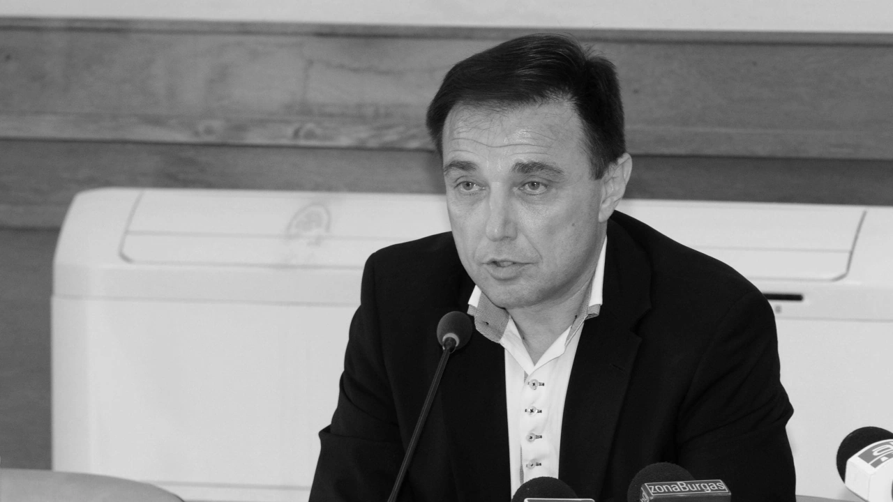 Почина изпълнителният директор на Слънчев бряг АД Златко Димитров съобщиха