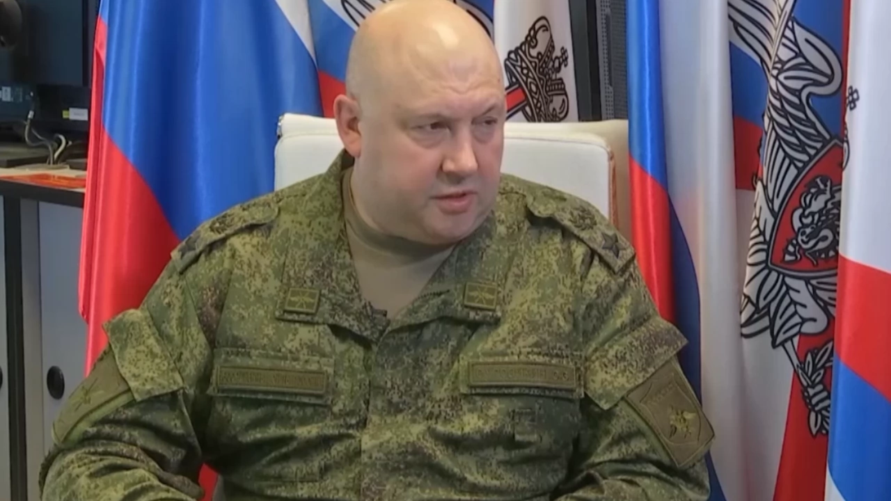 Руският генерал Сергей Суровикин познат като Касапина от Сирия или