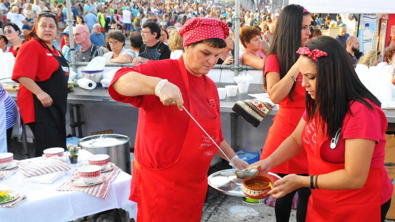 Тази вечер започва тридневният рибен фестивал в Поморие съобщават от общинския