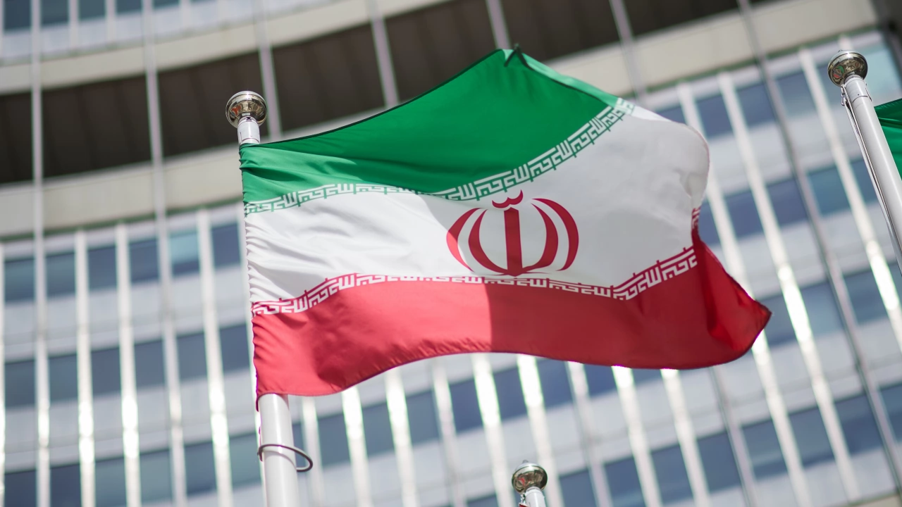 Иран призова днес френското правителство да сложи край на жестокото