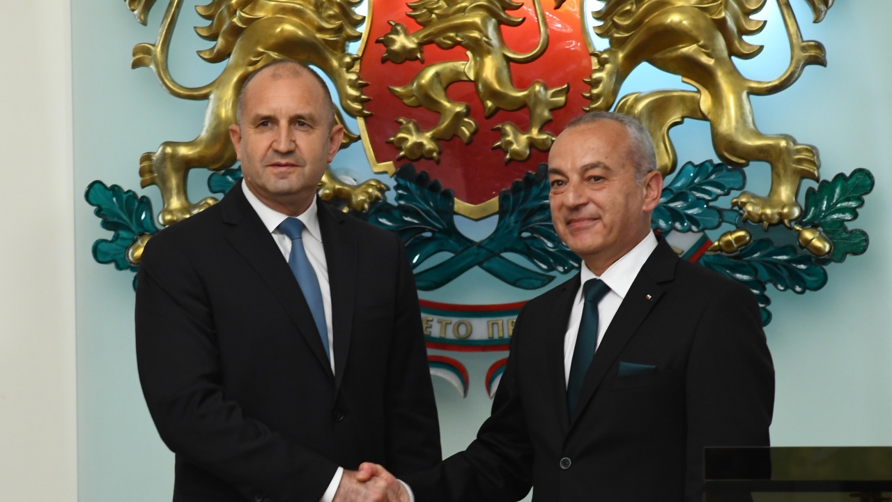 Президентът Радев назначи Гълъб Донев за началник на кабинета си