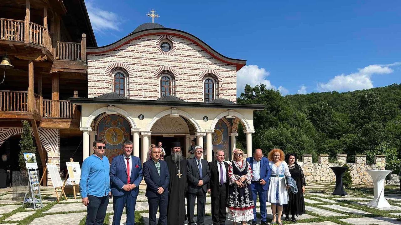 Министър Вътев: 178 храма са подпомогнати по Програмата за развитие на селските райони