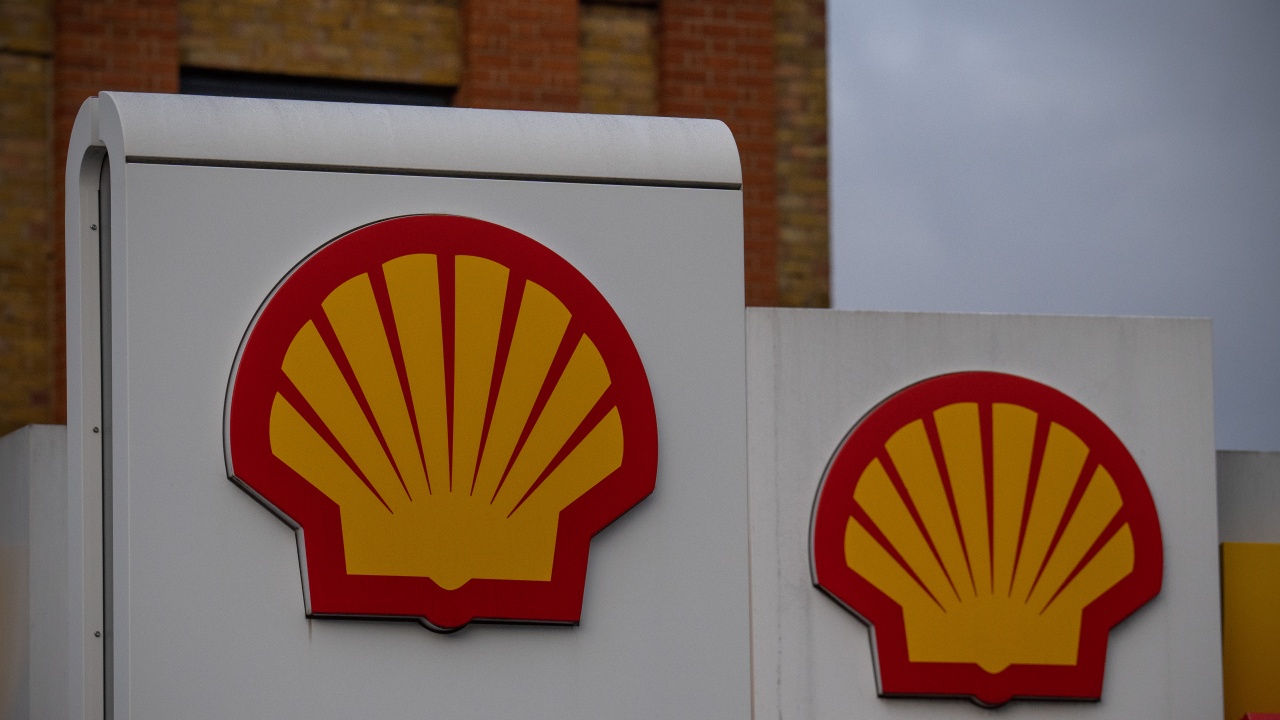 Енергийният гигант Шел (Shell) обяви, че очаква да преоцени свои