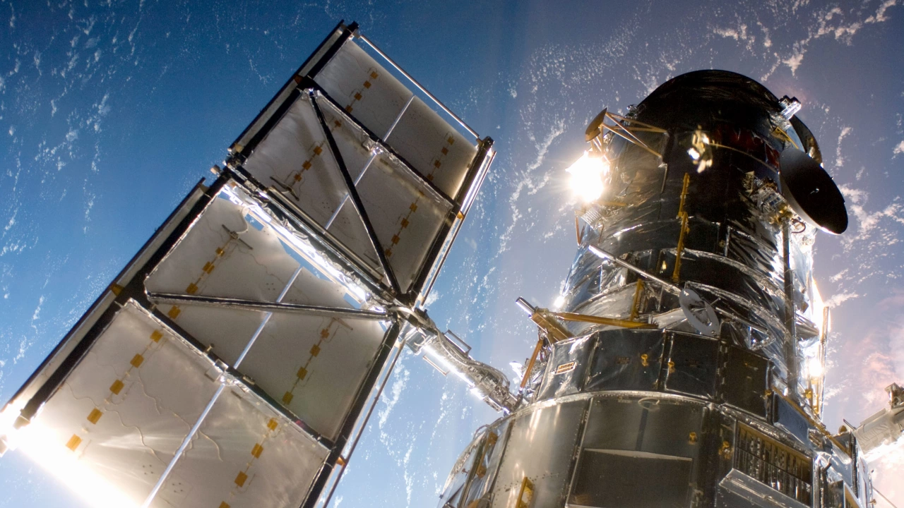 Европейската космическа агенция изстреля космическия телескоп Евклид  който ще изучава тъмната