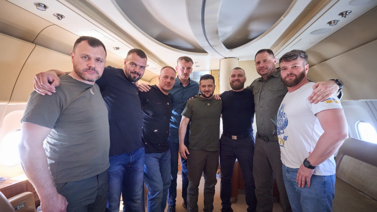 Съвсем неочаквано петимата командири на станалия световноизвестен батальон Азов се