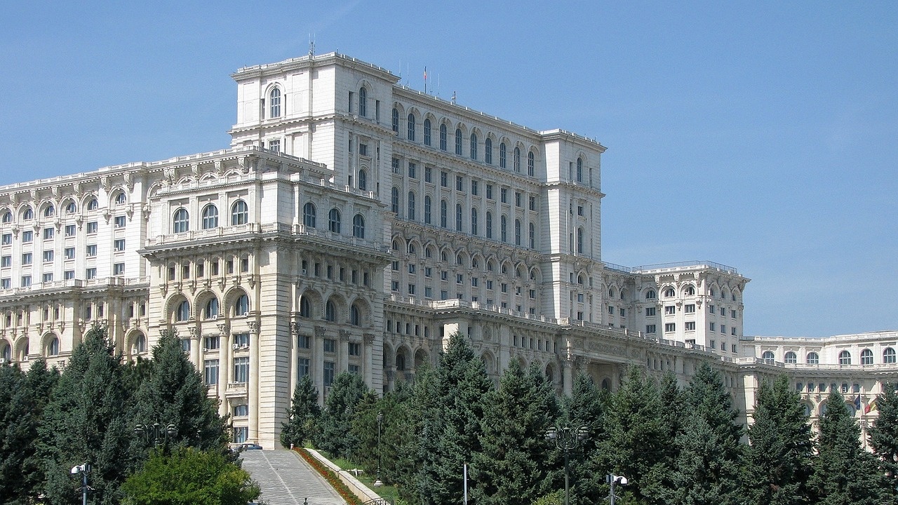 Върховният съд на Румъния отмени поради давност дела срещу Елена Удря и Йоана Бъсеску