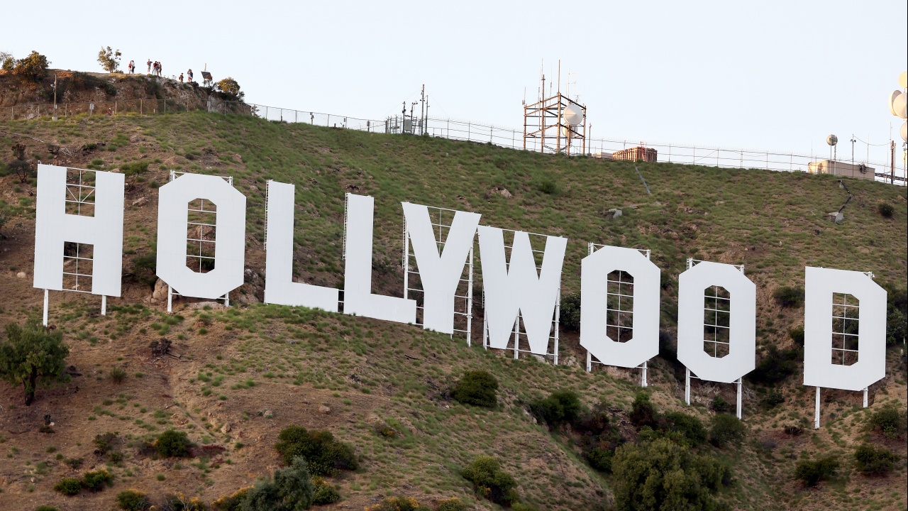 Стачка в Холивуд: Актьорите спират работа, индустрията блокира