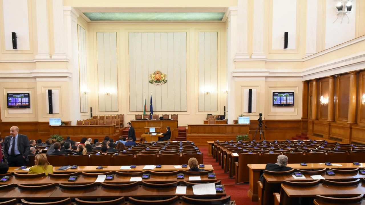 Народното събрание ще обсъди нов проект на решение за процедурни