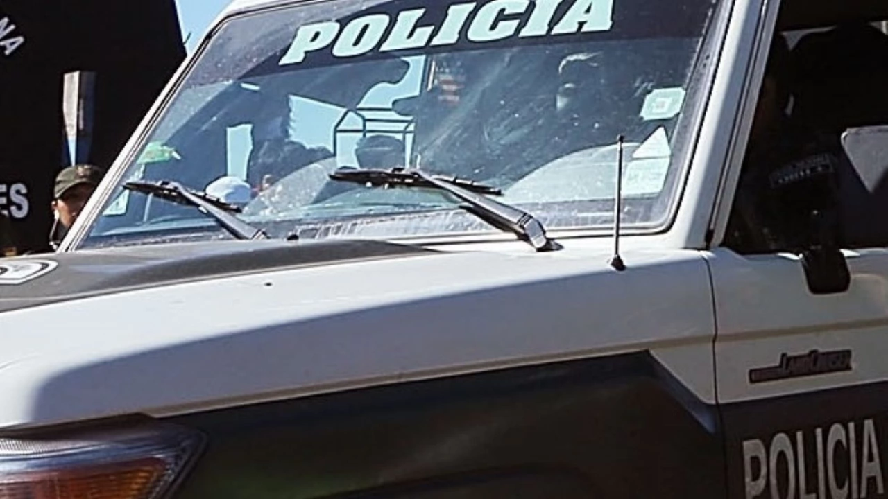 Парагвай експулсира вчера двама италианци идентифицирани като предполагаеми членове на