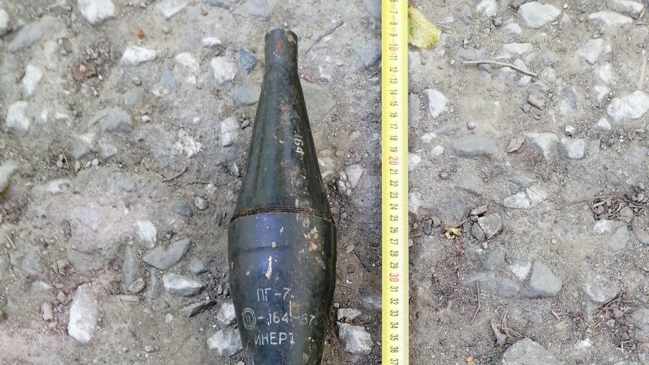 Военнослужещи унищожиха невзривен боеприпас в София