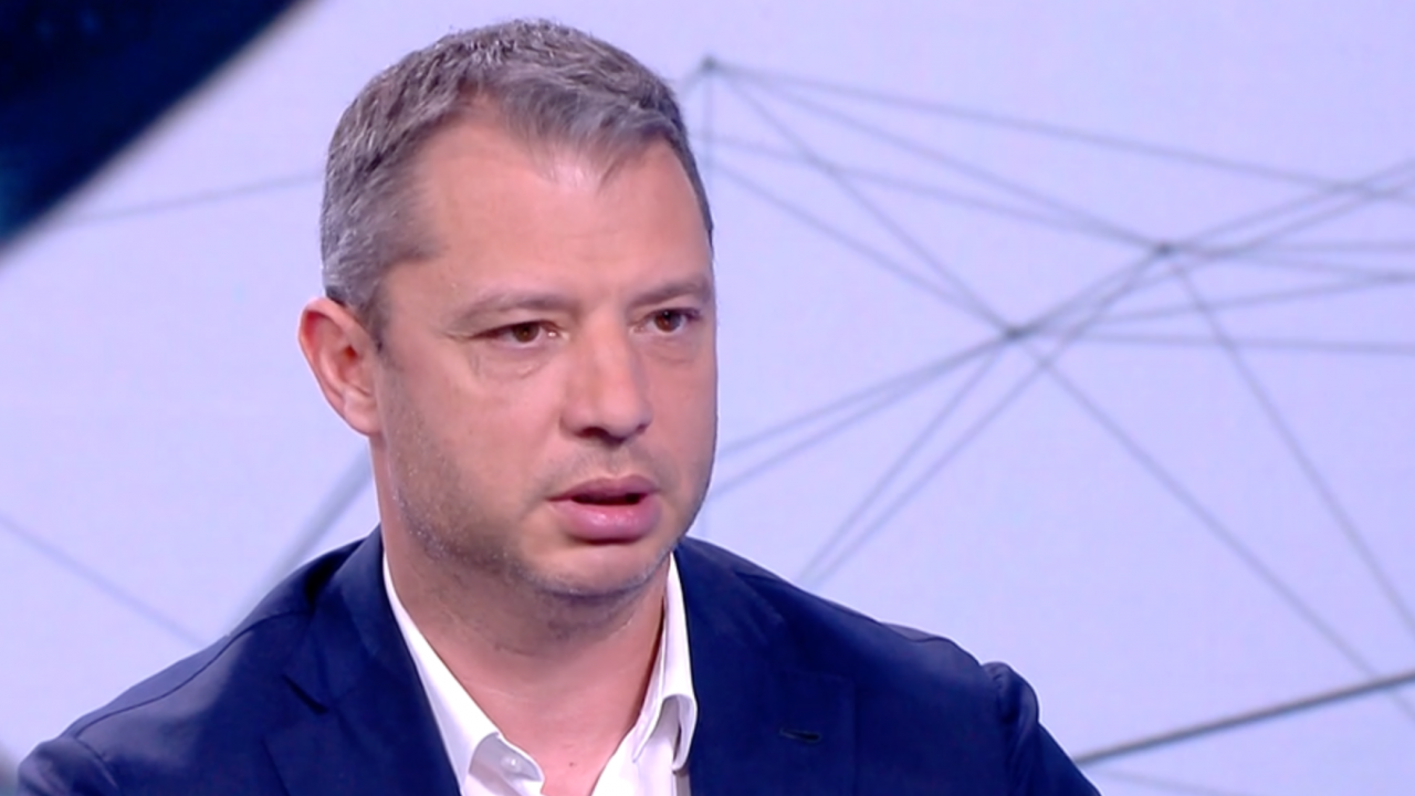 Делян Добрев: Внасям предложение в НС да отпадне дерогацията за България за руския петрол