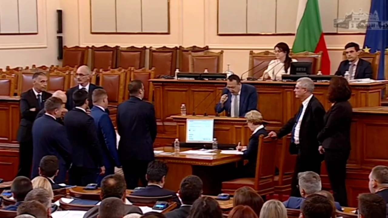 Пореден лют скандал в парламента Депутатите от се опитаха
