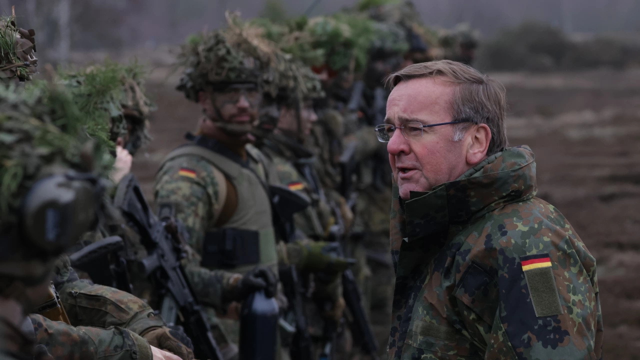 Германия и НАТО са готови да подкрепят Полша в защитата