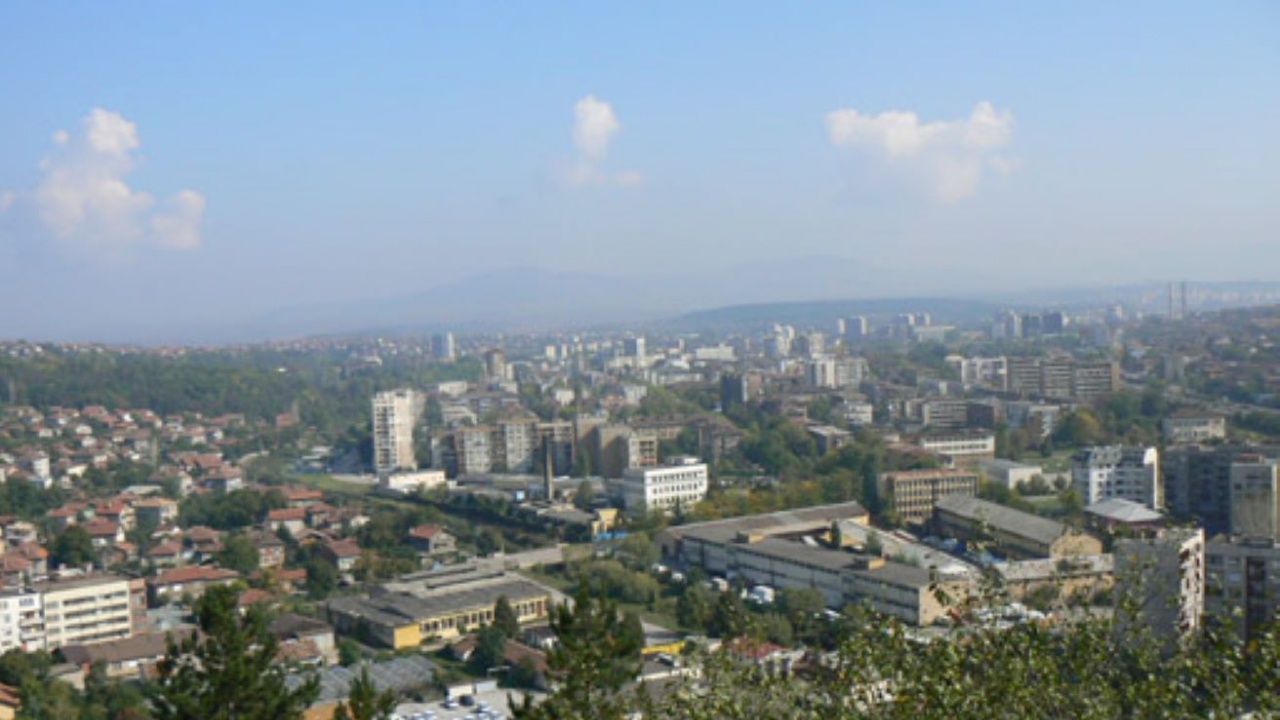 Because of the heat: The municipality of Pernik will work until 15 p.m ...