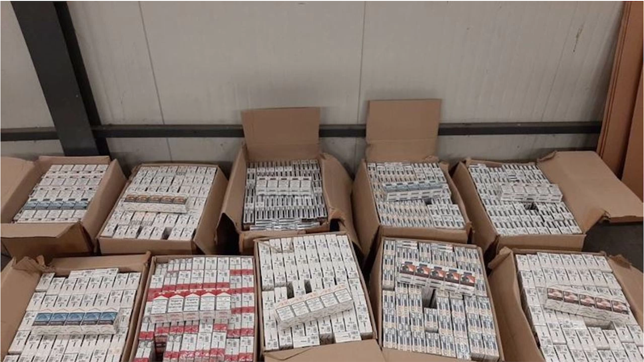 Близо 36 000 къса контрабандни цигари са задържани при проверки на "Капитан Андреево"