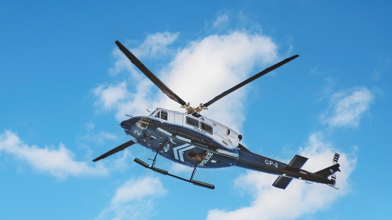 Турски хеликоптер падна на летище на гръцкия остров Самос, петима са ранени