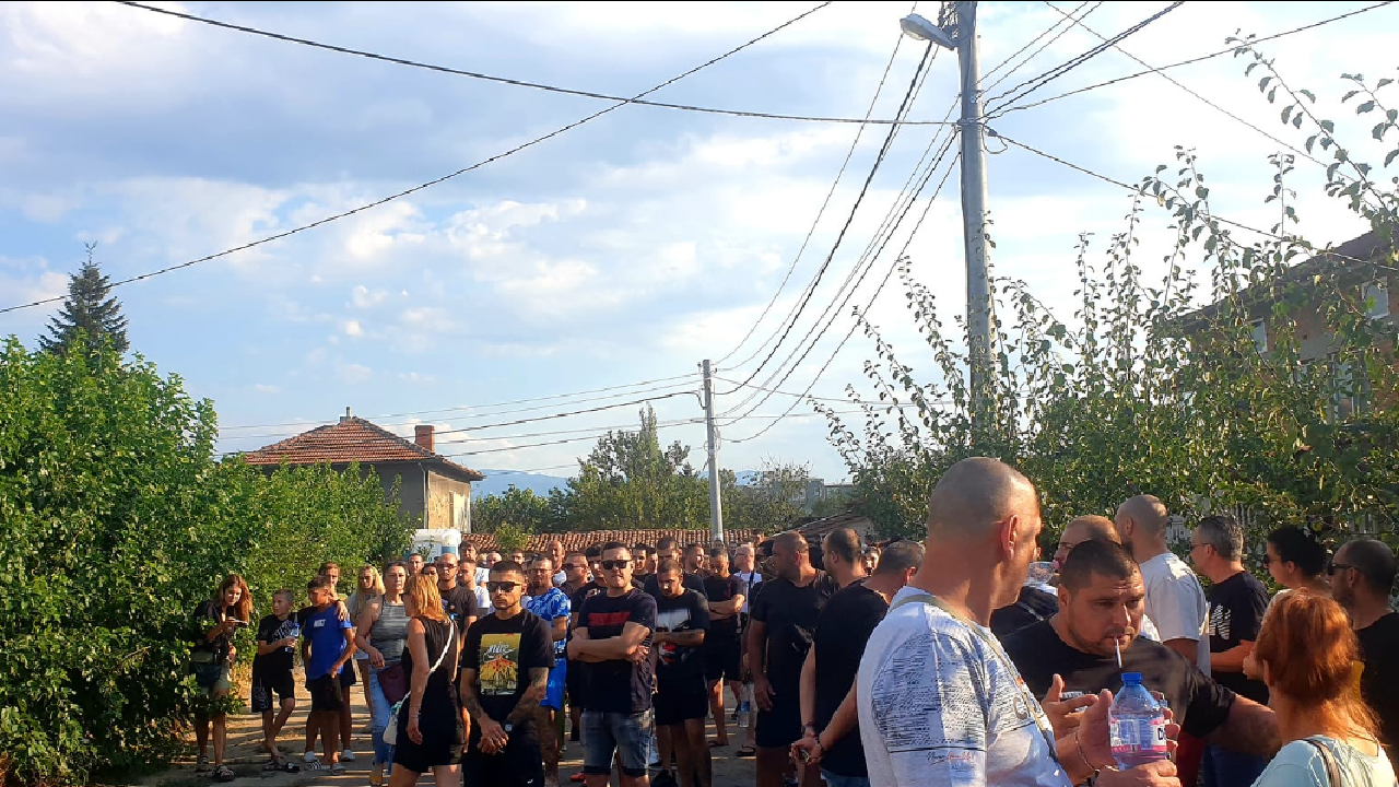 Residents of Tsalapitsa Village Protest Against Brutal Murder of Dimitar Malinov