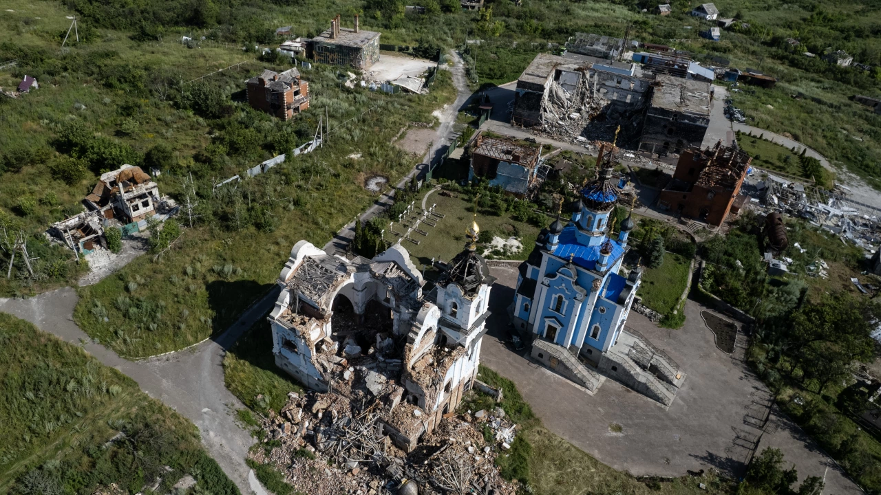Силите на Украйна срещат тежък руски обстрел в източната част