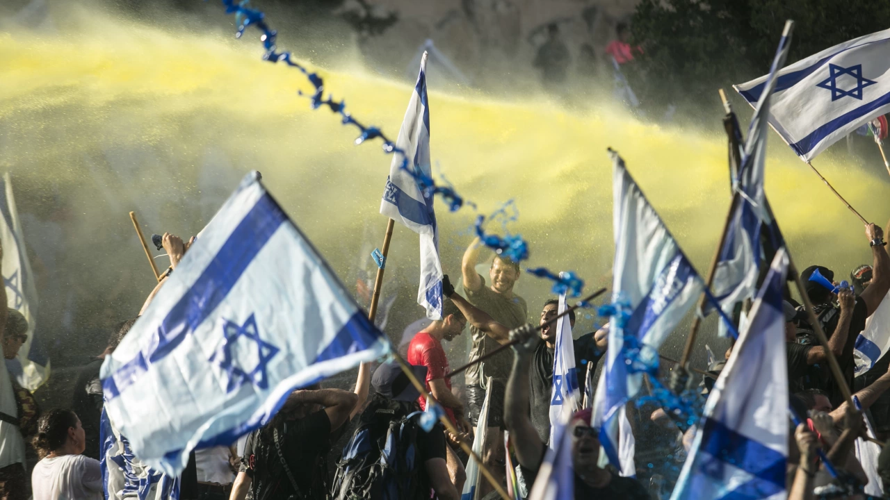 Напрежение и безредици в Израел заради ключовия вот за съдебната