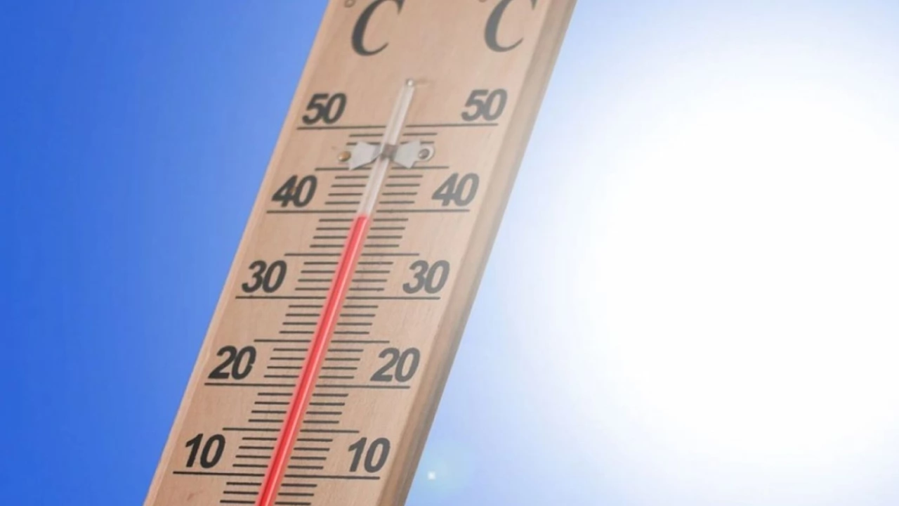 В Ямбол температурата към момента достигна 39 градуса на сянка  Възможно