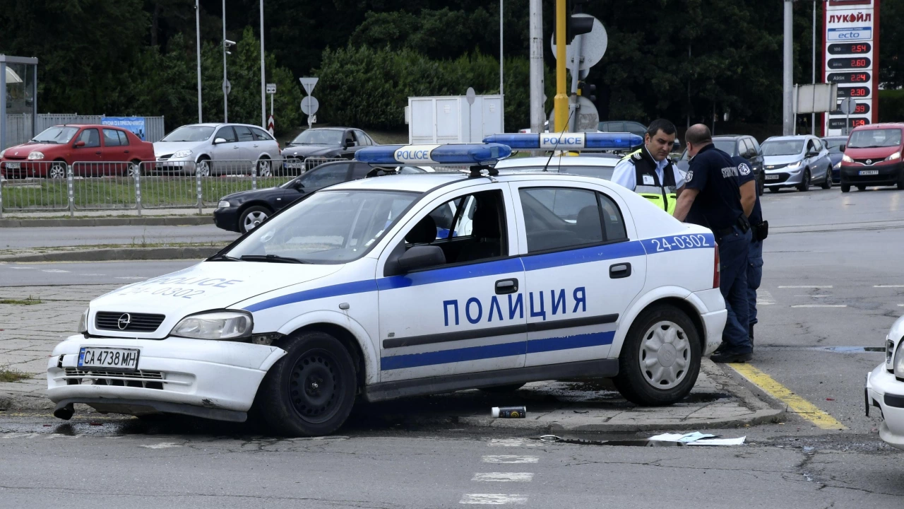 Катастрофа в Пловдив между камион и полицейска кола  
ПТП то е станало на