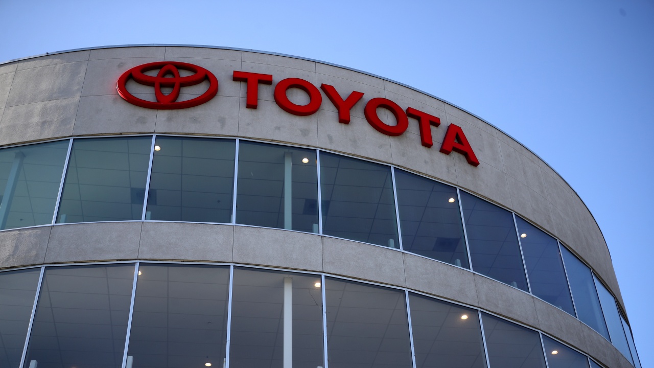 Печалбата на Тойота (Toyota) за първото тримесечие на финансовата ѝ