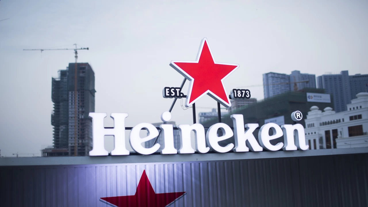 Нетната печалба на нидерландската пивоварна компания Хайнекен Heineken втората най голяма