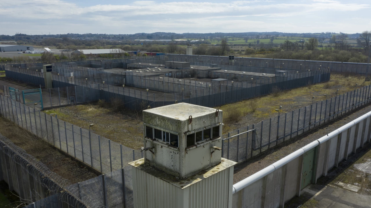Хроничната пренаселеност на френските затвори вероятно ще се задълбочи още