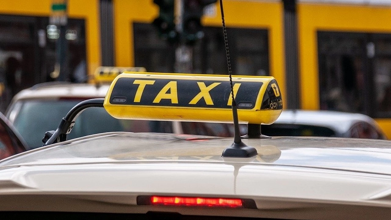 Таксиметров шофьор от град Ботошани в Източна Румъния върна на