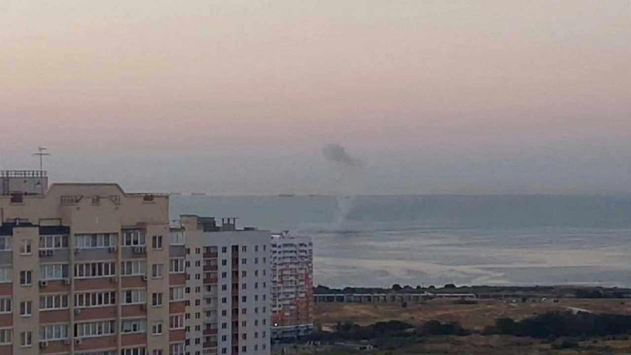 Експлозии и стрелба близо до руското черноморско пристанище Новоросийск днес