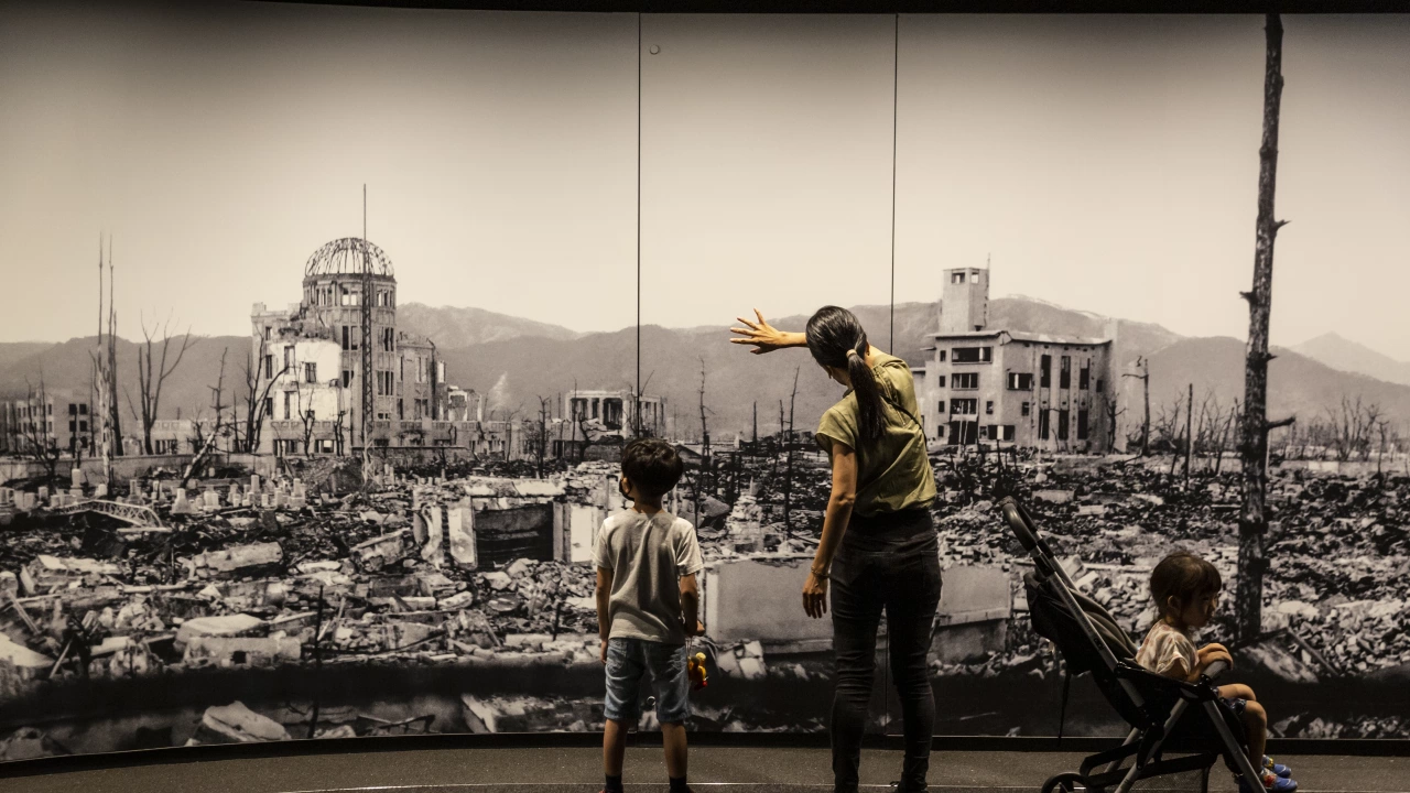 Япония отбелязва 78 години от атомната бомбардировка над Хирошима На
