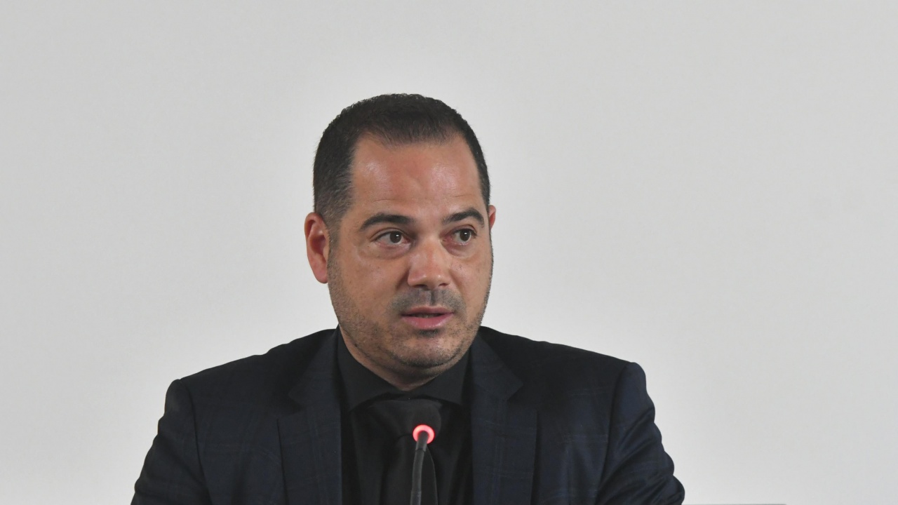 Министър Стоянов разговаря с британския държавен министър за имиграцията