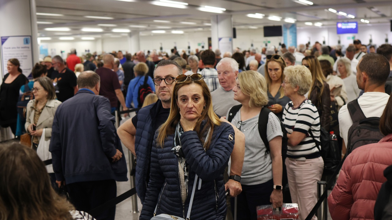 Лондонското летище "Хийтроу" е обслужило 7,7 млн. пътници през юли